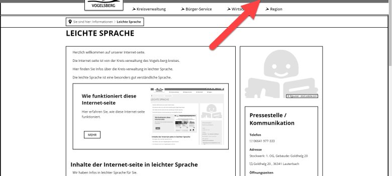 Pfeil zeigt auf die Kontrastschaltfläche der Homepage