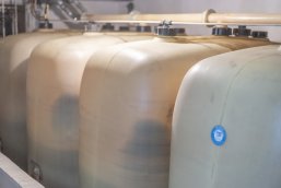 Heizöltanks im Keller von einem privaten Haushalt  Heizöltanks im Keller von einem privaten Haushalt