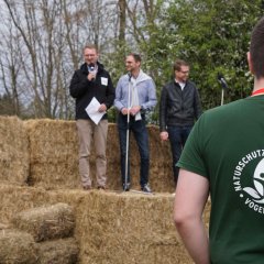 Begrüßung durch den Ersten Kreisbeigeordneten Dr. Mischak, 1. Stadtrat von Lauterbach Holger Marx, und Staatssekretär Michael Ruhl. 