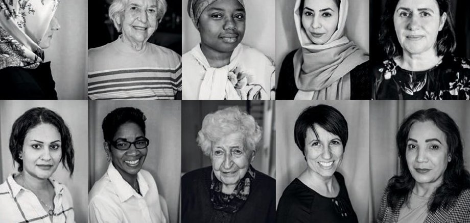 Auf dem Cover sind Bilder von 10 Frauen mit Migrations- und Fluchterfahrungen zu sehen. Das Foto ist das Deckblatt einer Broschüre