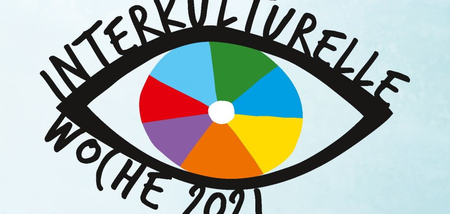 Logo der Interkulturellen Woche 2021. Ein buntes Auge