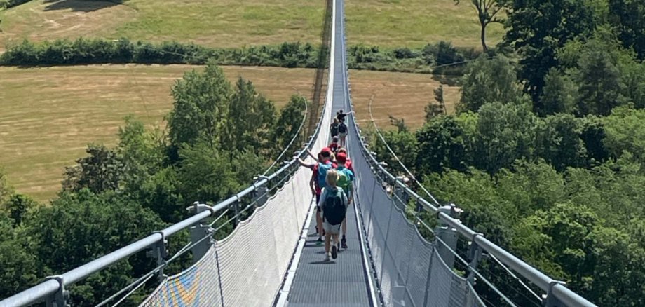 Das ist Mut gefragt: die Gruppe auf dem Highwalk in Rotenburg.