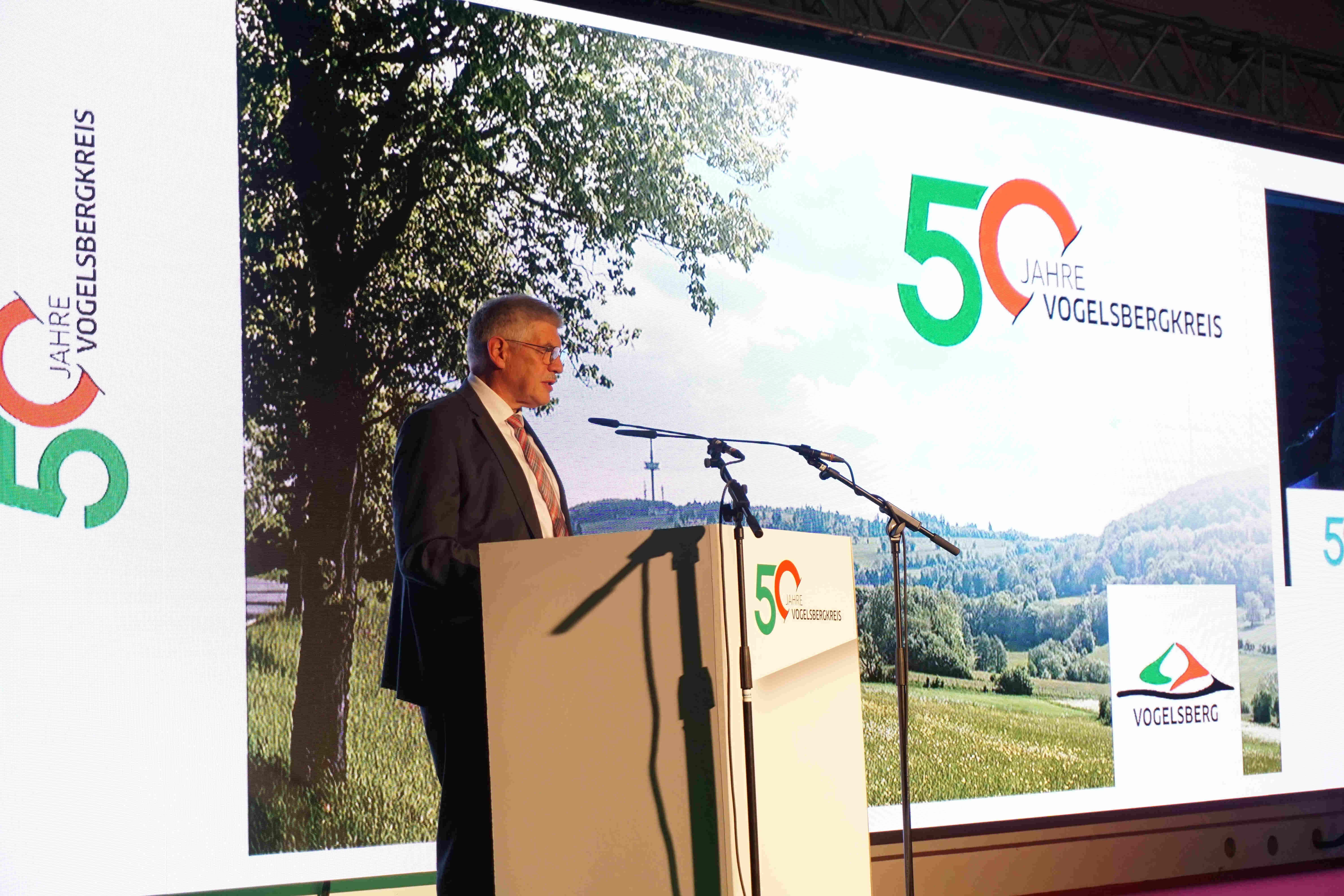 Landrat Manfred Görig bei seiner Rede