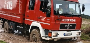 Auch Teil der Marschübung: Manövrieren im unwegsamen Gelände.